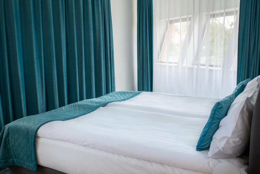 Hotel Termalny Uniejow Esterno foto