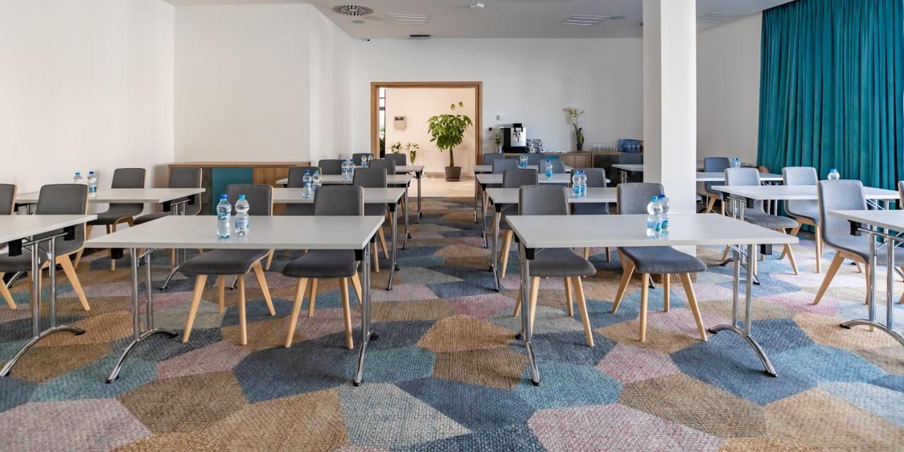 Hotel Termalny Uniejow Esterno foto